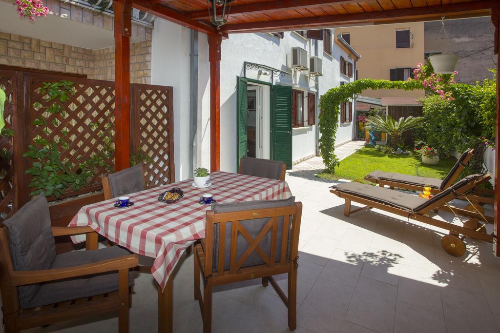 City Center Apartment Kadena Spalato Esterno foto